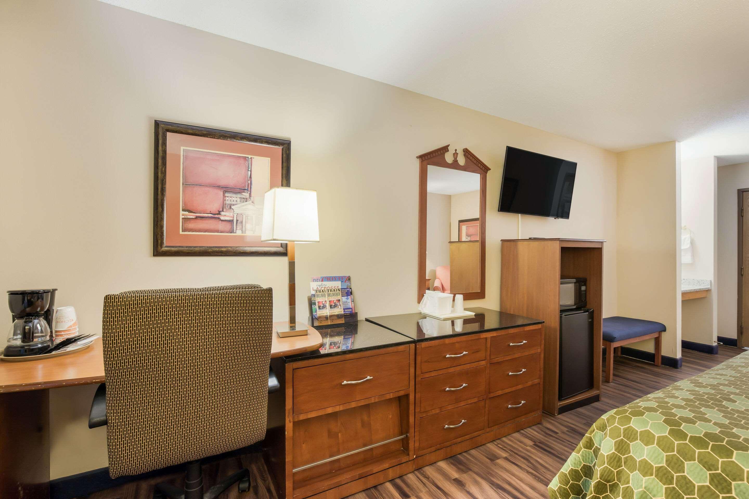 Lodge Econo
